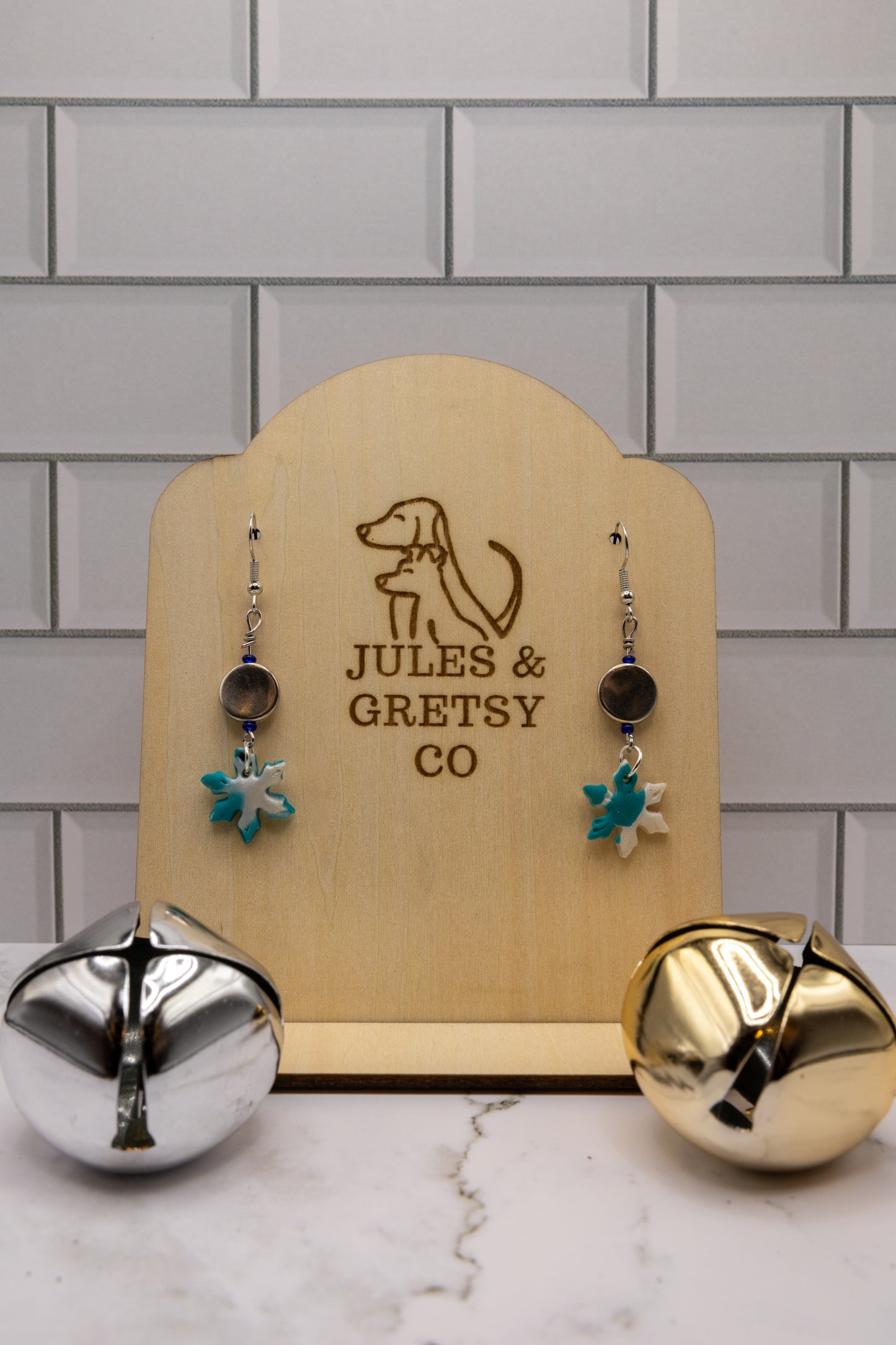 Snowflake earrings